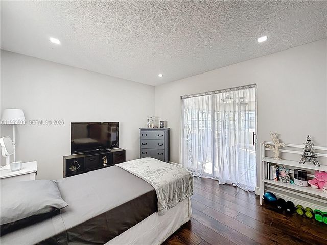 4506 NW 47th St, Tamarac, FL 33319