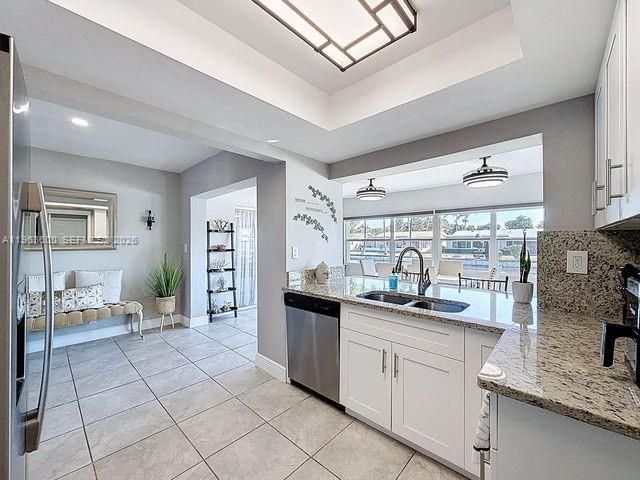 4506 NW 47th St, Tamarac, FL 33319