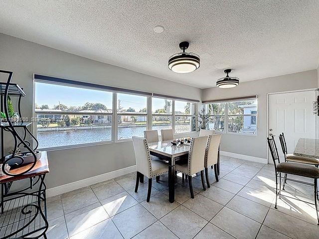 4506 NW 47th St, Tamarac, FL 33319