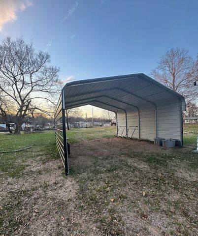 437 E Dalzell Street, Shreveport, LA 71104