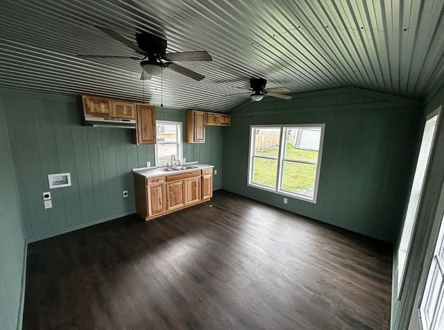 437 E Dalzell Street, Shreveport, LA 71104