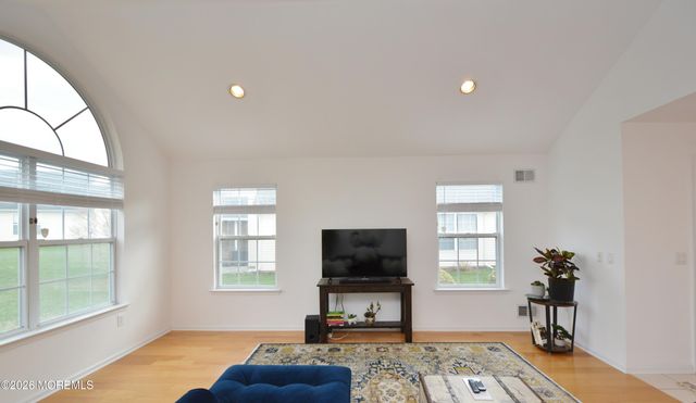 2725 Brookdale Court, Toms River, NJ 08755