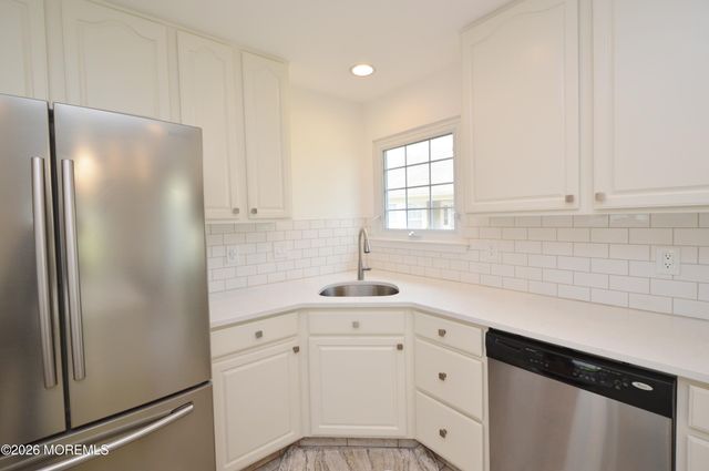 2725 Brookdale Court, Toms River, NJ 08755