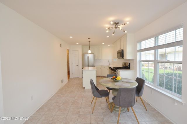 2725 Brookdale Court, Toms River, NJ 08755