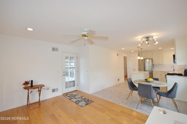 2725 Brookdale Court, Toms River, NJ 08755