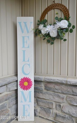 2725 Brookdale Court, Toms River, NJ 08755