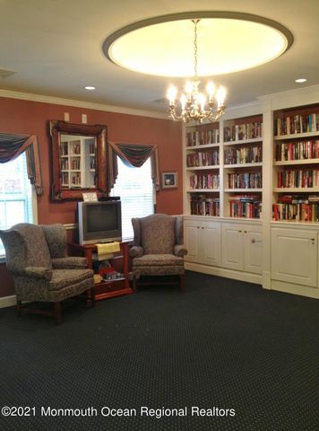 2725 Brookdale Court, Toms River, NJ 08755