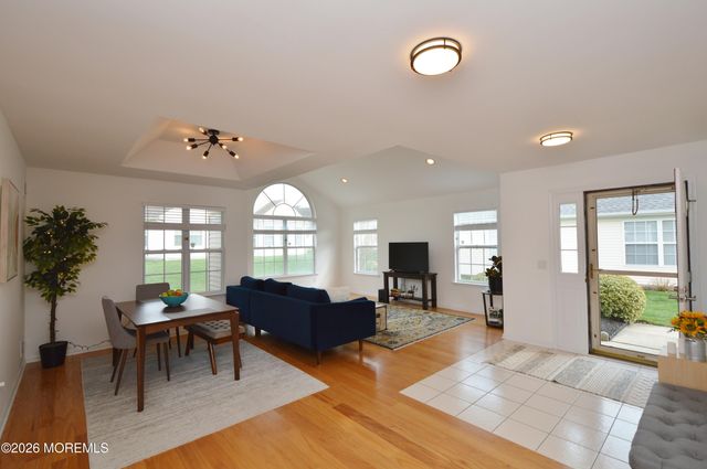 2725 Brookdale Court, Toms River, NJ 08755