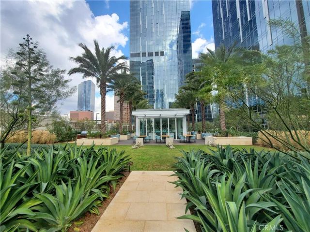 877 Francisco Street 521, Los Angeles, CA 90017