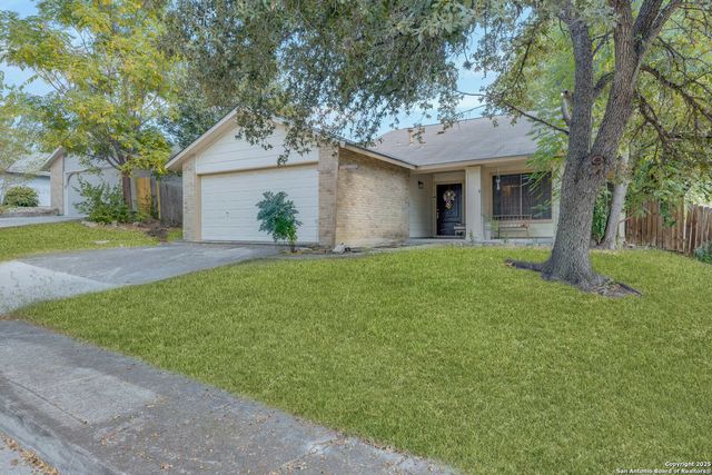 8308 Spring Town, Converse, TX 78109
