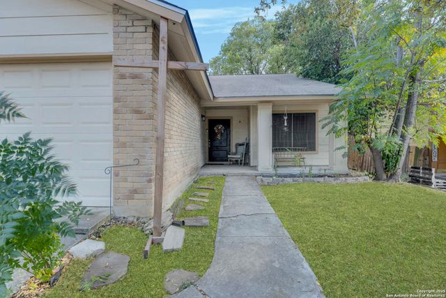 8308 Spring Town, Converse, TX 78109