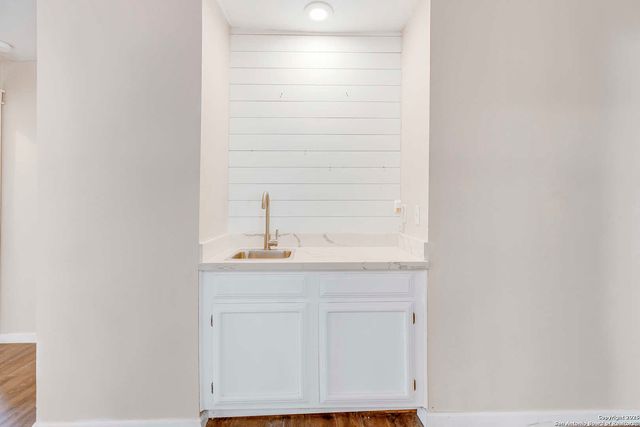 8308 Spring Town, Converse, TX 78109