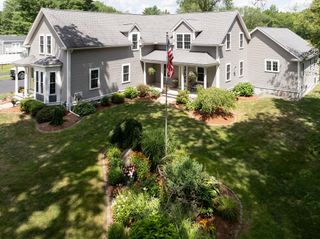 18 Plain St, Franklin, MA 02038