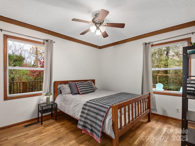 7 Wilson Creek Drive, Asheville, NC 28803