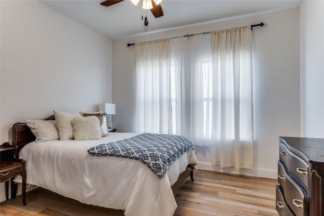 250 Alondrita Street, Celeste, TX 75423