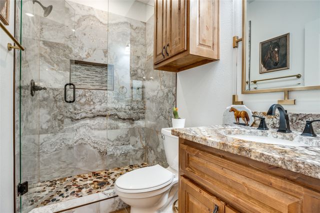 250 Alondrita Street, Celeste, TX 75423