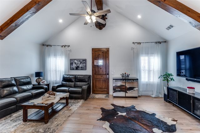 250 Alondrita Street, Celeste, TX 75423