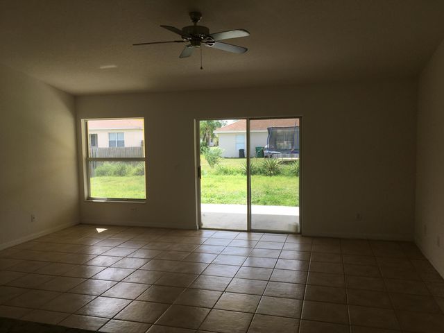632 SW Granadeer Street, Port St. Lucie, Port St Lucie, FL 34983