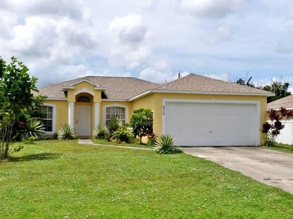 632 SW Granadeer Street, Port St. Lucie, Port St Lucie, FL 34983