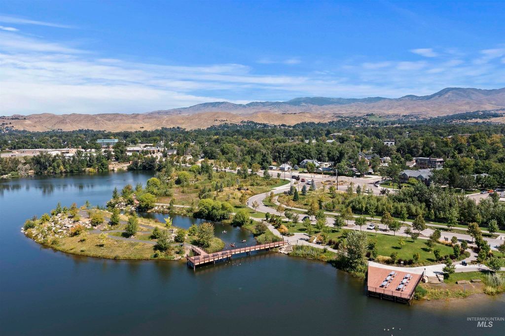 790 Riviera Dr Space 47, Boise, ID 83703 photo 4