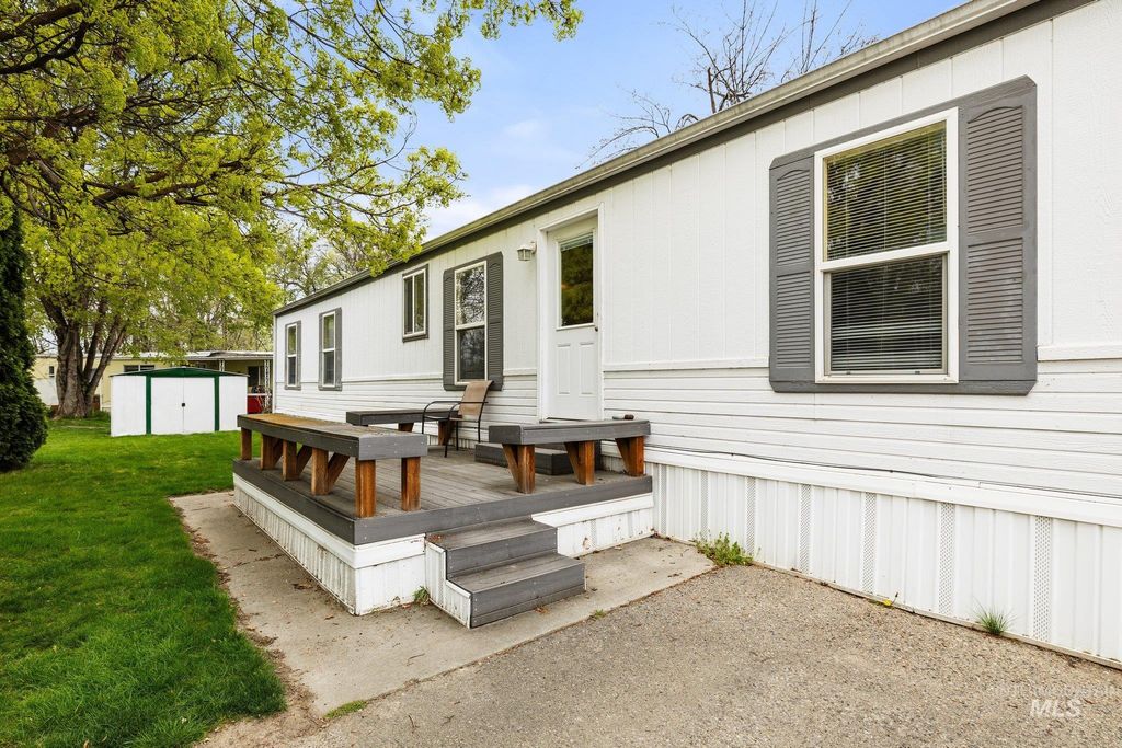 790 Riviera Dr Space 47, Boise, ID 83703 photo 6