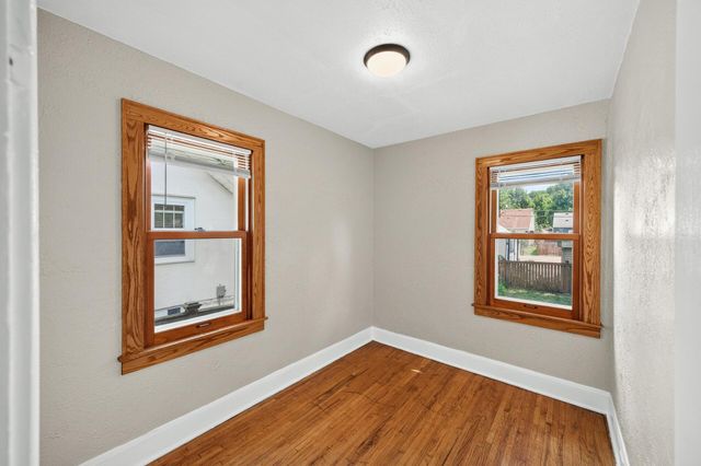 5521 37th Avenue S, Minneapolis, MN 55417