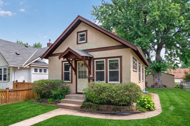 5521 37th Avenue S, Minneapolis, MN 55417