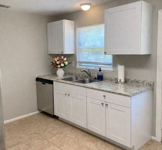 1817 N Nursery Road, Irving, TX 75061