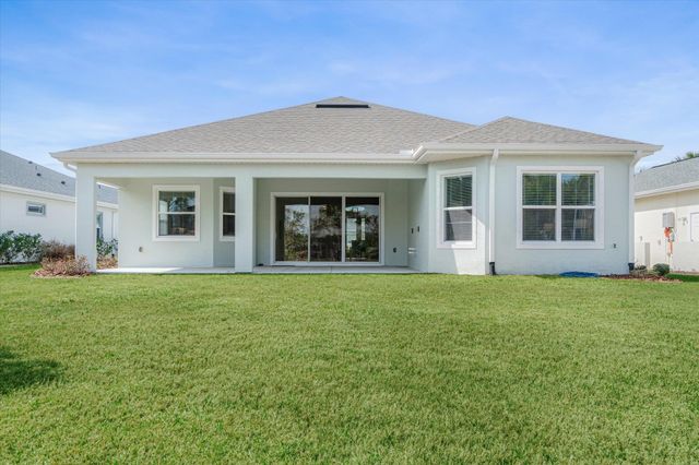 82 N Lakewalk Dr, Palm Coast, FL 32137
