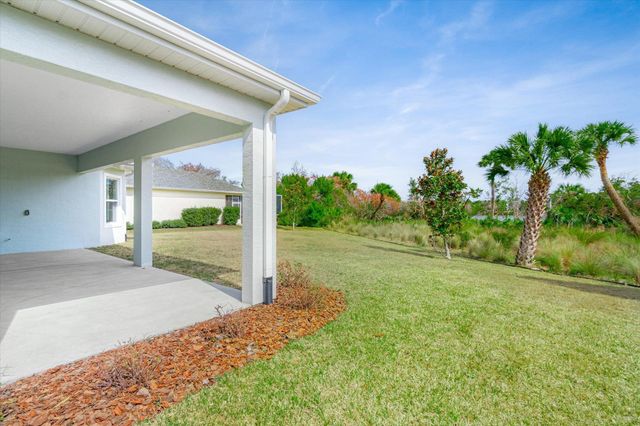 82 N Lakewalk Dr, Palm Coast, FL 32137