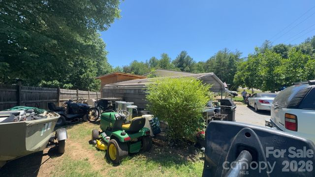 1694 Roy Caldwell Street, Morganton, NC 28655