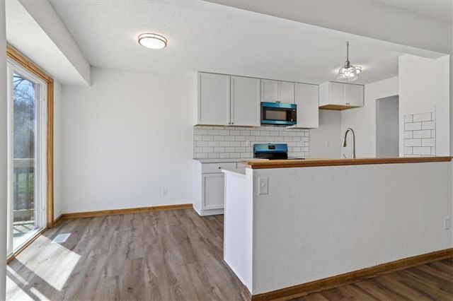 7829 N Garfield Avenue, Kansas City, MO 64118