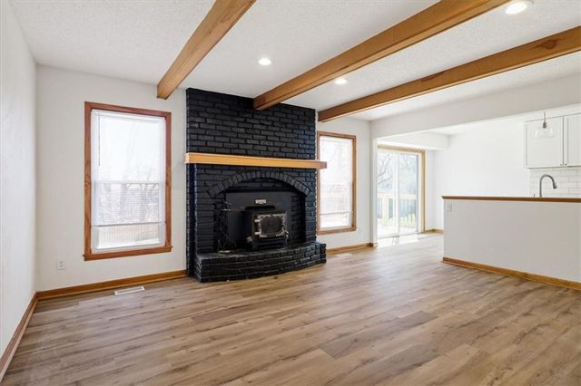 7829 N Garfield Avenue, Kansas City, MO 64118