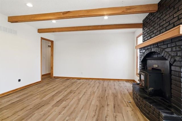 7829 N Garfield Avenue, Kansas City, MO 64118