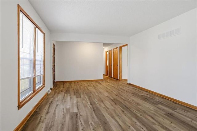 7829 N Garfield Avenue, Kansas City, MO 64118