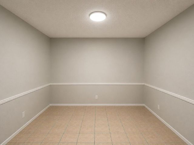 7517 Castillo Road, Fort Worth, TX 76112