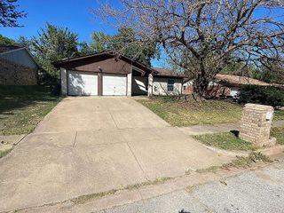7517 Castillo Road, Fort Worth, TX 76112