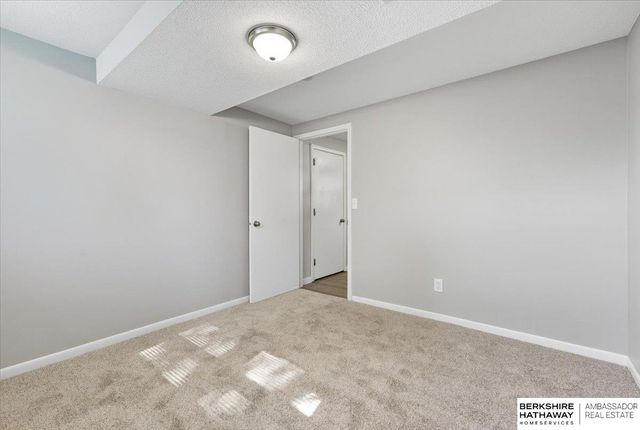 7617 Newport Avenue, Omaha, NE 68122