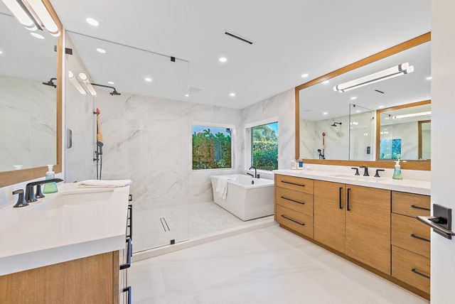 2408 Bay Village Court, Palm Beach Gardens, FL 33410