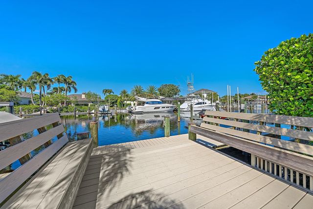 2408 Bay Village Court, Palm Beach Gardens, FL 33410