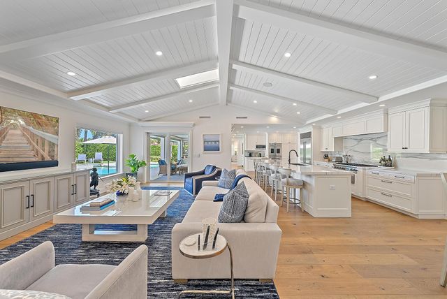 2408 Bay Village Court, Palm Beach Gardens, FL 33410