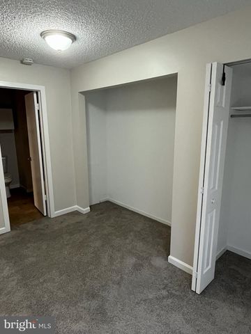 1504 WALDON CT, Sicklerville, NJ 08081