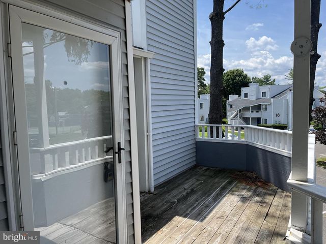 1504 WALDON CT, Sicklerville, NJ 08081