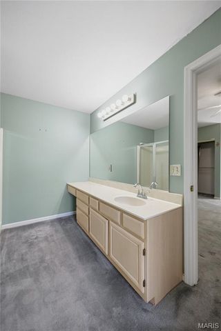 899 Du Pre Court, St Peters, MO 63376