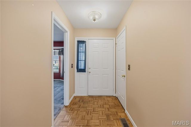 899 Du Pre Court, St Peters, MO 63376