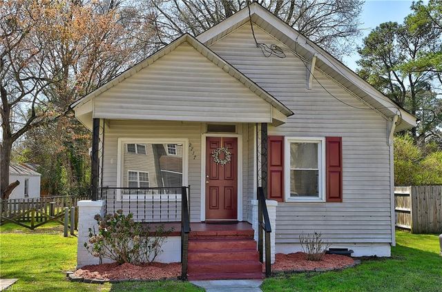 2717 Thomas ST, Chesapeake, VA 23323