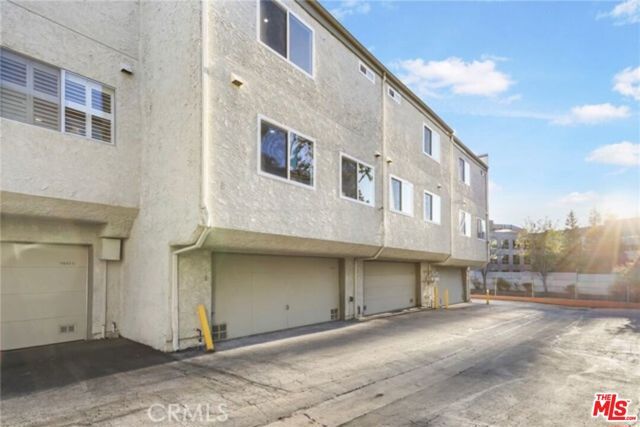 11824 Moorpark Street F, Studio City (los Angeles), CA 91604