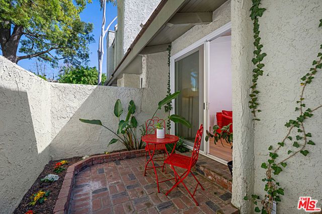 11824 Moorpark Street F, Studio City (los Angeles), CA 91604