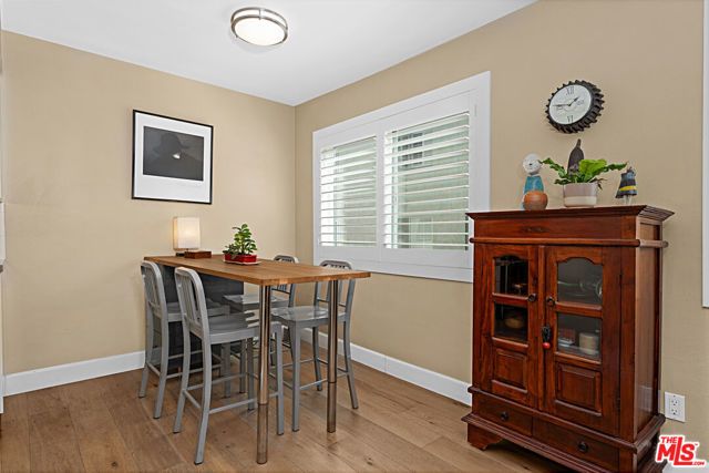 11824 Moorpark Street F, Studio City (los Angeles), CA 91604