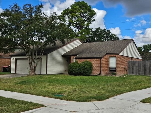 1102 Red Rock Canyon Drive, Katy, TX 77450